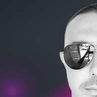 Icona DF Radio